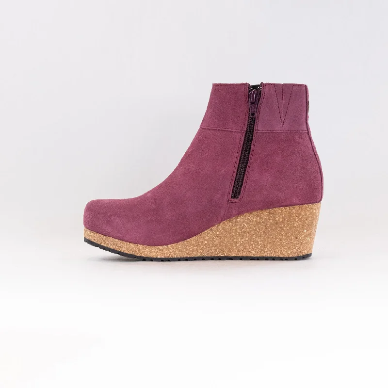 Birkenstock Ebba (Women's) - Berry Crush