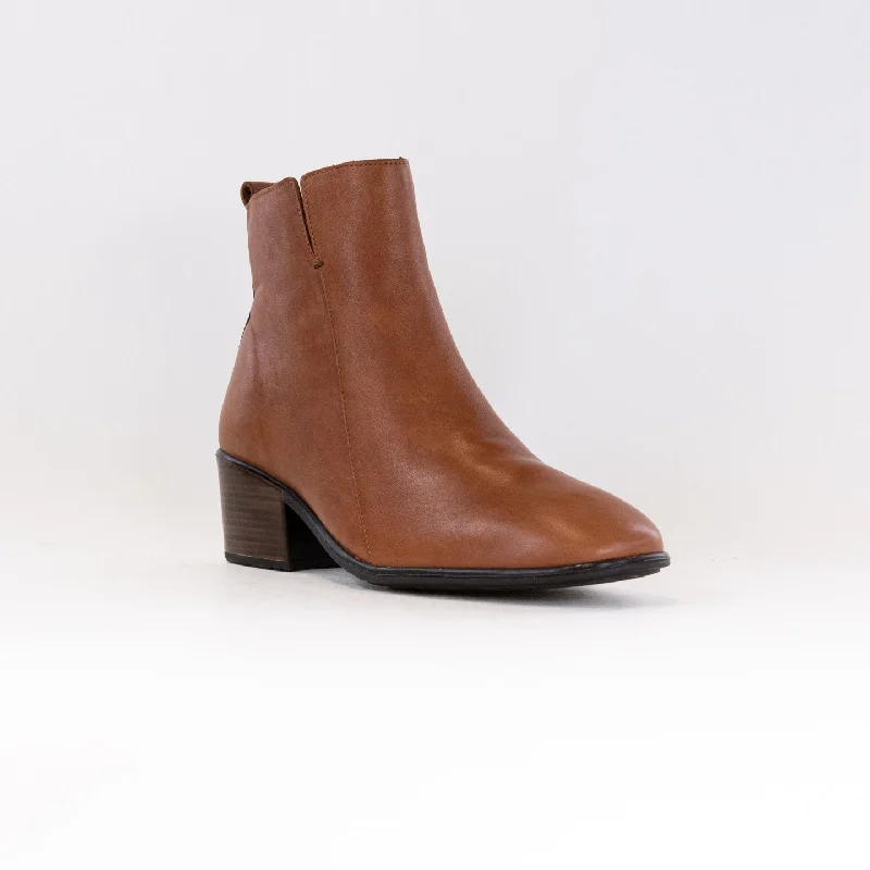 Naot Ethic (Women's) - Brown Peanut Leather