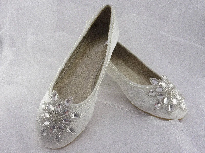 Bridal Custom Ivory Flat Shoes/ Satin Wedding Shoes/ Wedding Flats/ Embellished Wedding Shoes.