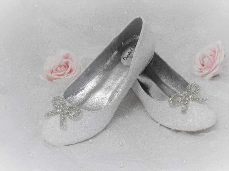 Bridal Wedding Custom Flat Shoes/ White Lace Wedding Shoes/ Wedding Flats/ Embellished Wedding Shoes.