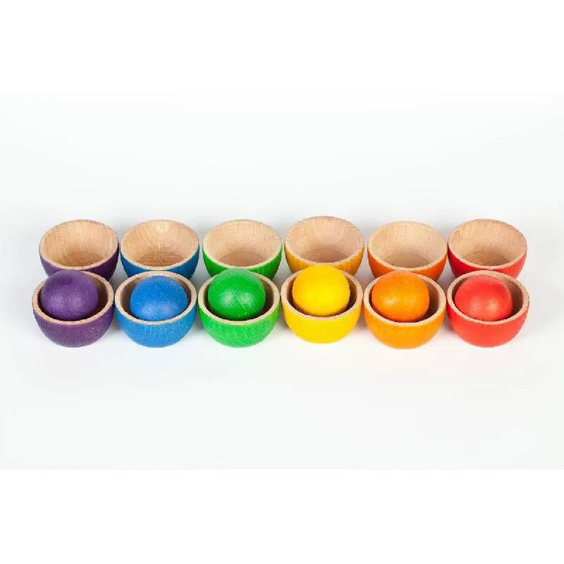 Grapat coloured bowls and balls