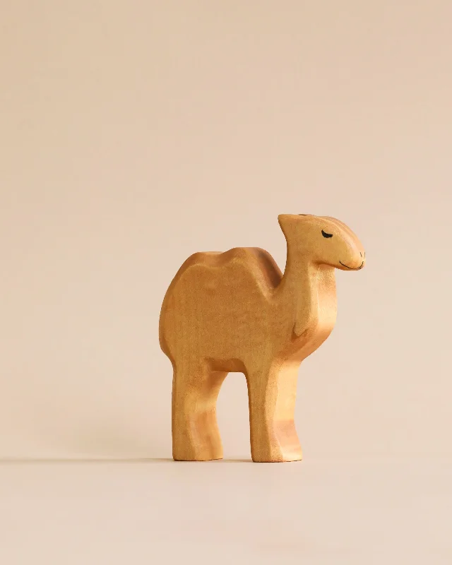 Handmade Holzwald Baby Camel