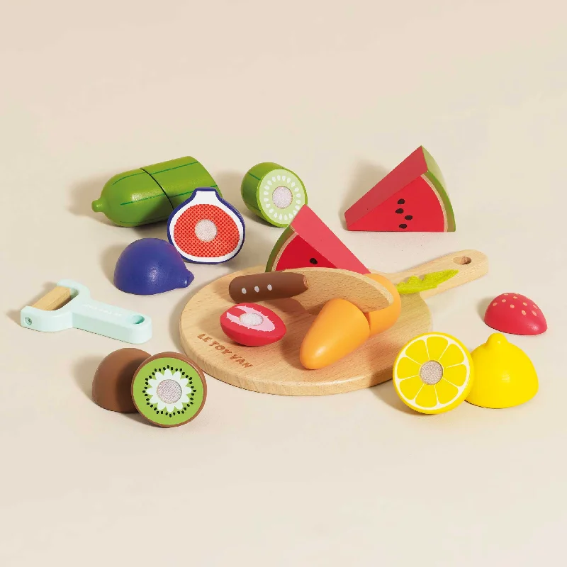 Wooden Chopping Board & Sliceable Play Food